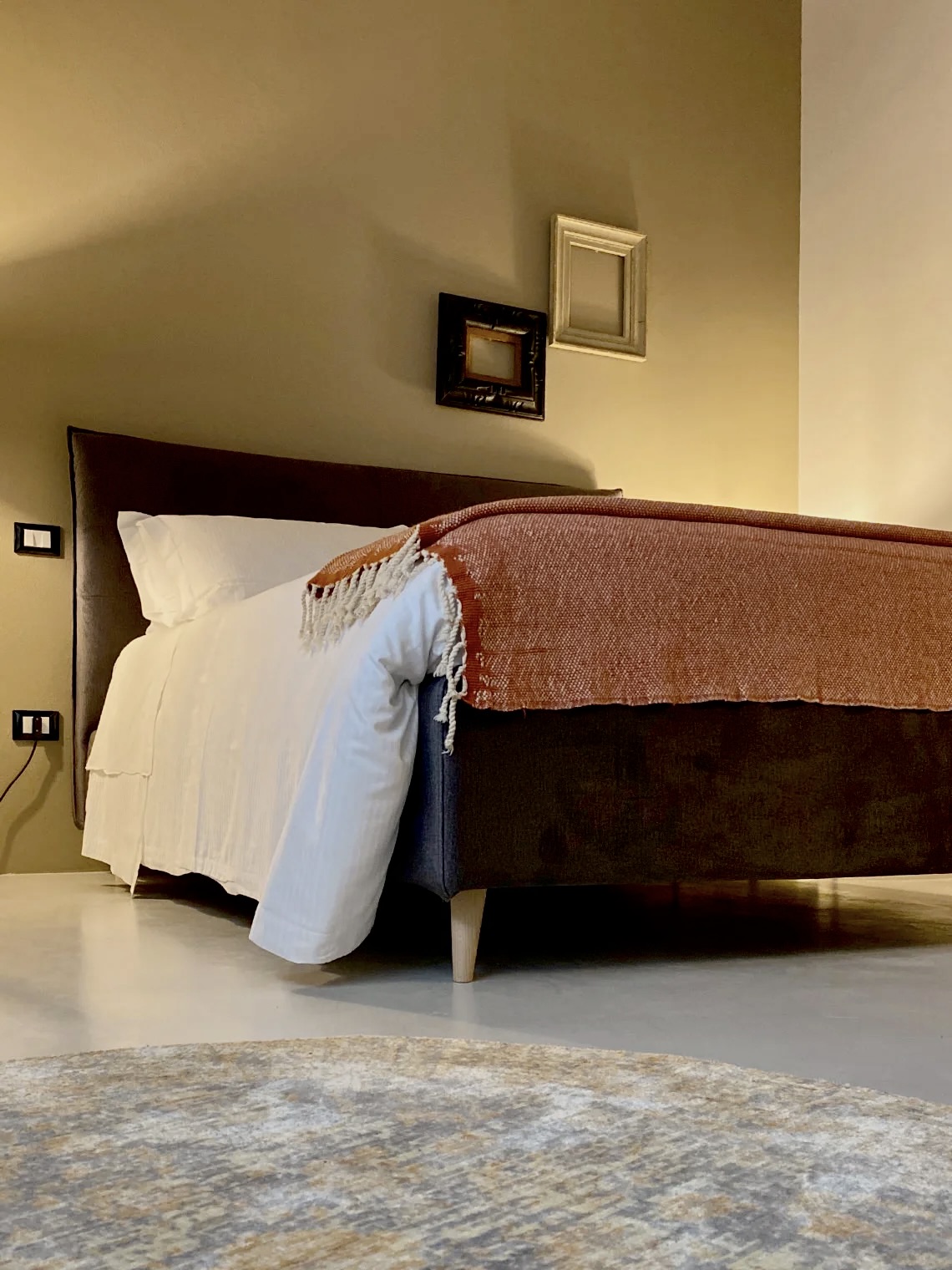 3a_camera_matrimoniale_casimirorooms_cesena_bb-4416e554