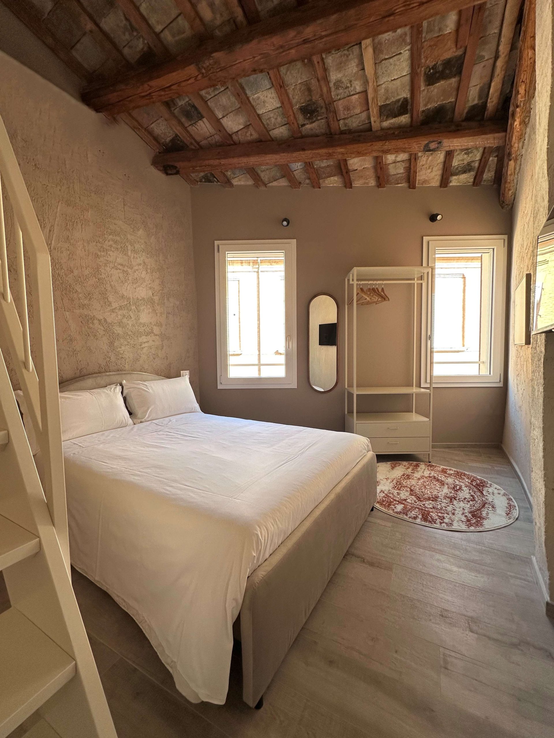 imgi_1_45915_28105 (2)